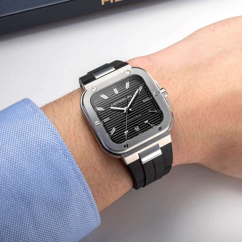 Оригинальные часы Herbelin Herbelin Cap Camarat 1646A14CA механические калибр механизма sellita sw200-1 общий вид