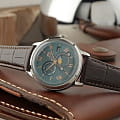 Orient Orient Sun & Moon RA-AK0805E мужские часы зеленый циферблат на запястье
