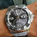 Longines Longines HydroConquest L3.781.4.76.6 мужские часы серый циферблат на запястье