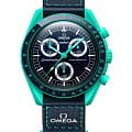Swatch Swatch x Omega Bioceramic Moonswatch Mission on Earth: Polar Lights SO33L103  SO33L103 кварцевые мужские часы  синий циферблат, браслет нейлон — вид спереди