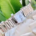 Tissot Tissot T090 T-LADY T02 T090.310.11.116.00 кварцевые женские часы часы, крупный план белый циферблат