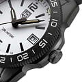Luminox Luminox Pacific Diver XS.3127M кварцевые мужские часы часы, крупный план белый циферблат