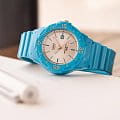 Casio Casio Collection LRW-200H-2E3  — детали корпуса и пластик