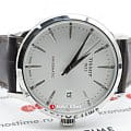 Tissot T1294071603100 мужские часы застежка крупным планом