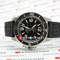 Breitling A17366021B1S2 мужские часы застежка крупным планом