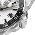 Luminox XS3101HSET мужские часы застежка крупным планом