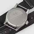 Hamilton Hamilton Khaki Field Quartz 33mm H69301430  - задняя крышка сталь корпуса, швейцария часы