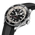 Breitling Breitling Superocean Automatic 42 A17375211B1S1 механические мужские часы часы крупный план  циферблата