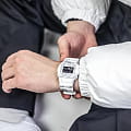 Casio Casio G-Shock DW-5600GC-7, g-shock япония мужские часы на браслете пластик боковой вид